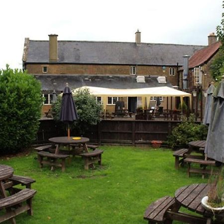 The Fleur-De-Lis Hotel Chiselborough Exterior photo